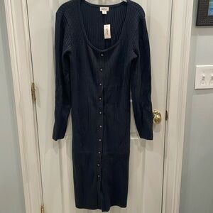 Brand new with tags UpWest Women’s knit long sleeve dress! Size M